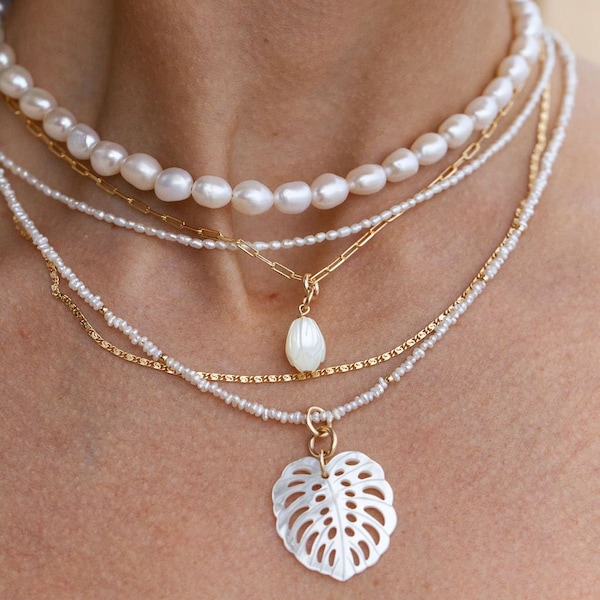 Pikake Chain Necklace, Mother of Pearl Pendant Necklace, Gold Pearl Necklace, Flower Tropical Necklace, Lei Hawaii Necklace, Hawaii Jewelry