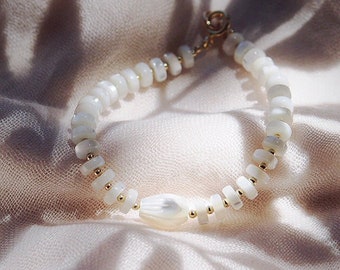 Mother of Pearl Pikake Bracelet - Mauloa