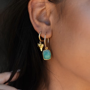 Chrysoprase Gold Medium Hoop Earrings, Quartz Gold Hoop Earrings, Small Hoop Earrings, Gemstone Hoops,Huggie Hoops,Hawaii