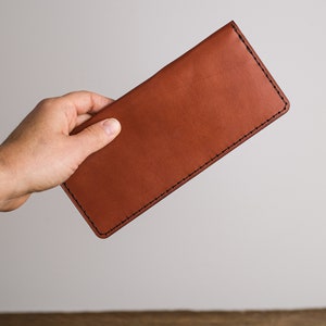 Cartera larga de cuero para mujer / cartera de embrague / cartera de motero de cuero grabado personalizado / cuero castaño