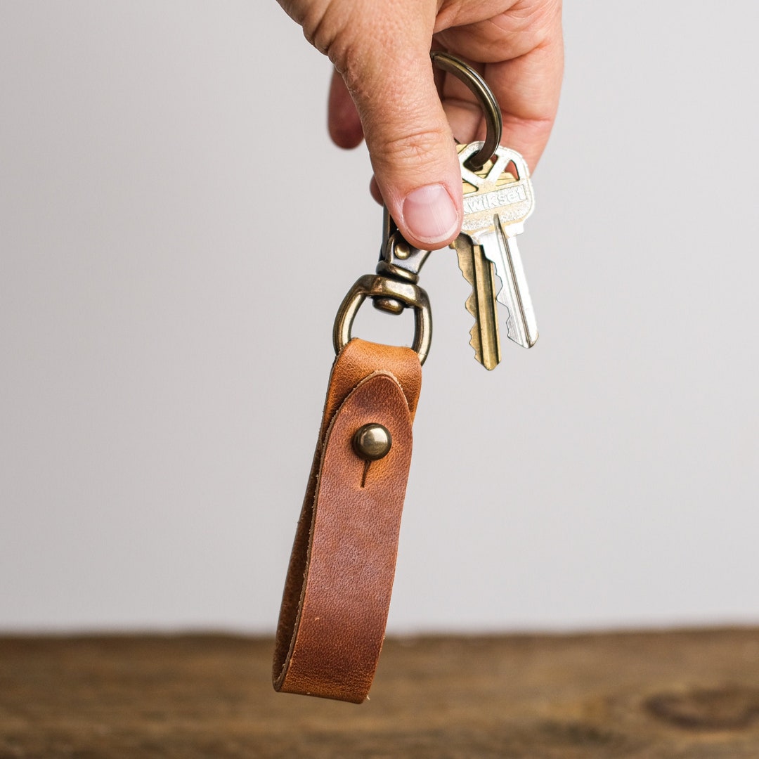 Leather Keychain Belt Clip Everyday Carry Leather Key Holder Brown Leather Belt Key Holder Horween Leather English Tan - Etsy Leather Keychain Belt Clip Everyday Carry Leather Key Holder Brown Leather Belt Key Holder Horween Leather English Tan - Etsy