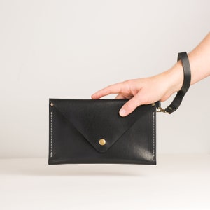 Bolso de cuero Cartera de pulsera para mujeres / Bolso de mano de muñeca de cuero Monedero de embrague / Cartera de teléfono Bolso de noche / Bolso de mano de sobre / Negro