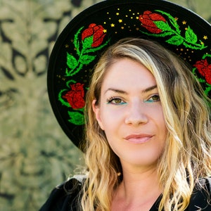 Wide Brim Hat with roses, Wide Brim rose Fedora, Glitter cowgirl hat