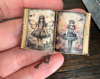 Vintage Fairy Open Book V2 - Dollhouse Miniatures