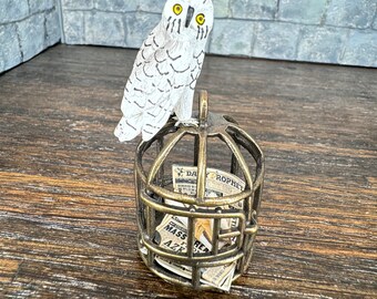 Owl on Cage - Dollhouse Miniature 1:12