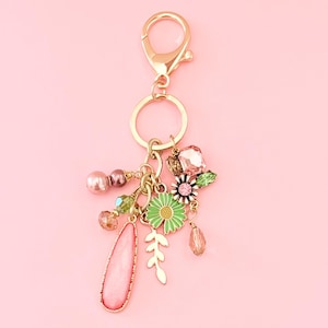 Hot Pink Keychains, Pink Beaded keychains, Boho Pink bag clips, Hot pink Bag clip accessory, Keychain accessory, Pretty Keychain,Summer bags