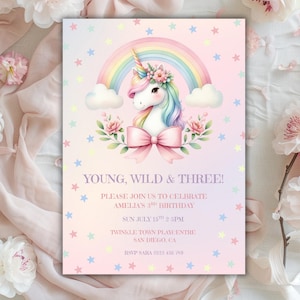 Young Wild & drei Einhorn-Geburtstags-Party Einladung | Mädchen Alter 3 Einhorn Rosa Bogen Regenbogen Geburtstag Einladung Canva Vorlage | 3.Geburtstag