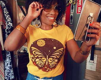 Cosmic Magma Psychedelic mustard yellow Butterfly - Vintage 60s 70s Inspired women t shirt