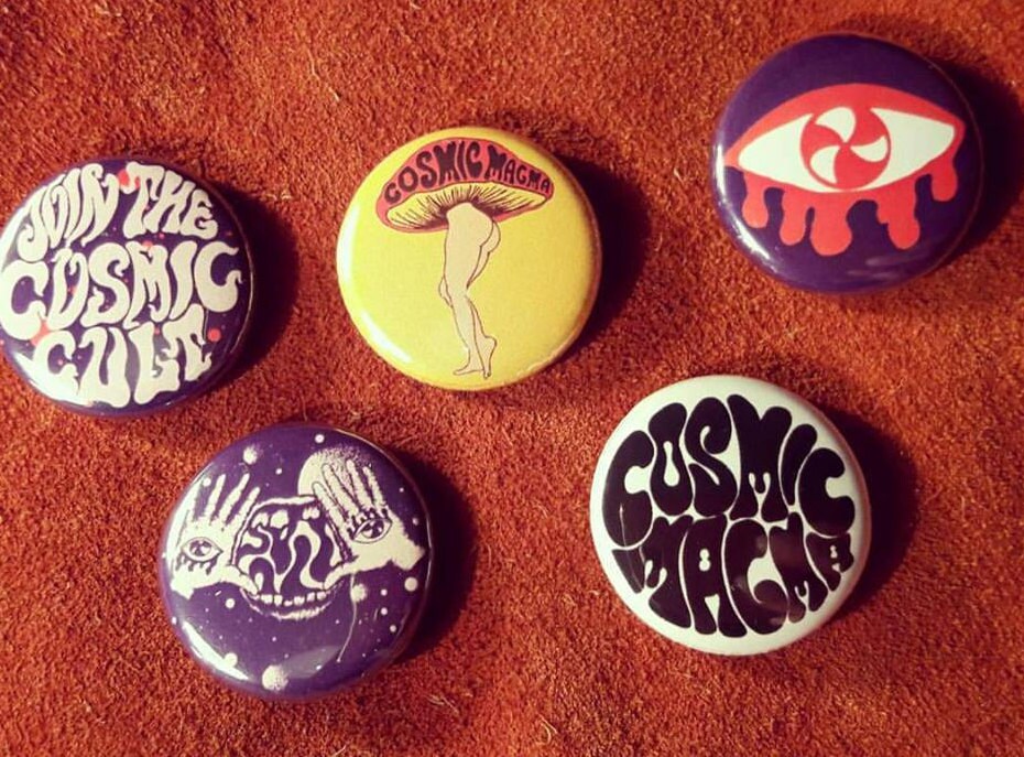 Cosmic Magma 3 little button pins of your choice ! badges vintage 60s…