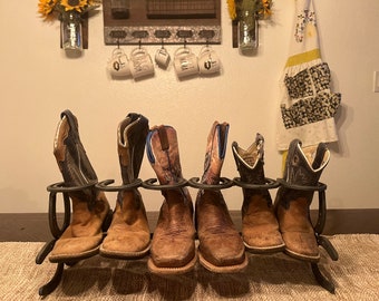 Adorable children’s boot rack, perfect for bedrooms or by the door!  Made with pony horseshoes it fits three pairs of children’s boots!