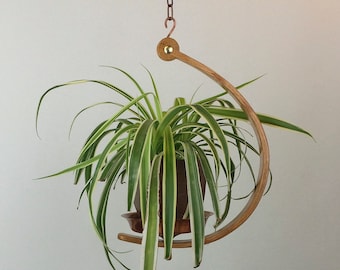 Adjustable Bentwood Half Moon Plant Hanger w/ Leveling Hook, Indoor Wooden Hanging Plant Display, Plant Holder w/ Copper Dish & Chain