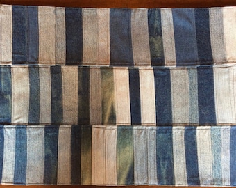 Golvmatta i återvunnet denimmönster: Blå jeanstyg (23x16)