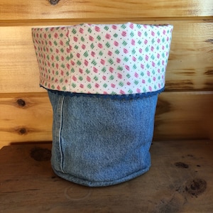 Upcycled Denim Fabric Bin: Vintage Cotton Print Lining