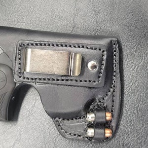IWB Holster for Bond Arms Stinger with ammo loops.