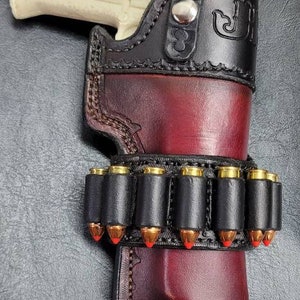 Desert Eagle Holster with ammo loops. OWB 50AE/429De  44 mag 41 mag 357 or 44/40 choose your loop size and color..Black and mahogany shown
