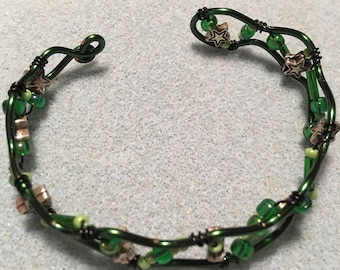Bracelet étoiles et verts