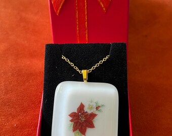 Colgante único de flor de pascua navideño hecho a mano.