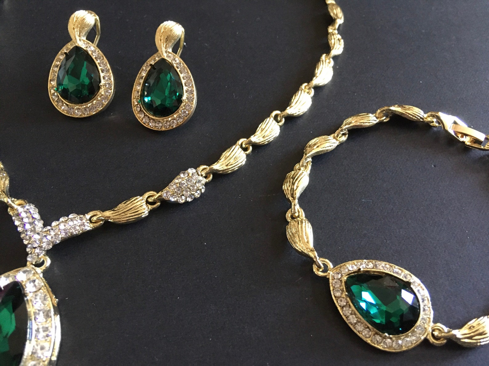 Green Emerald Necklace Rhinestone Necklace Crystal Necklace Etsy