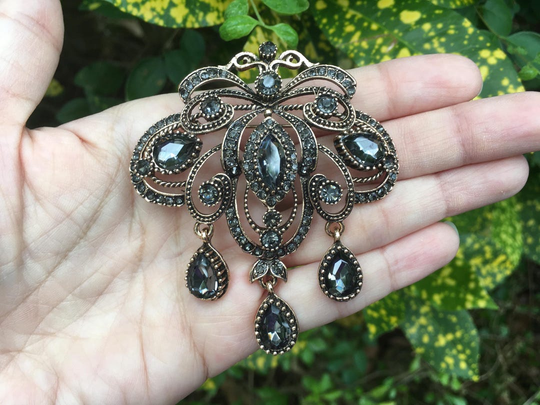Gothic Brooch, Art Deco Brooch, Black Jewellery, Bridal Jewelry, Brooch Pin, Rhinestone Brooch, Crystal Brooch, Wedding Jewelry, Statement - Etsy Gothic Brooch, Art Deco Brooch, Black Jewellery, Bridal Jewelry, Brooch Pin, Rhinestone Brooch, Crystal Brooch, Wedding Jewelry, Statement - Etsy