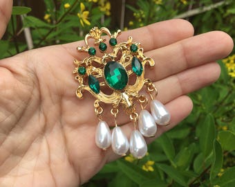 Broche Vintage Années 1950 En Nacre Ajourée / En Relief - Pièce Unique