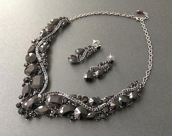 SALDI - Set di gioielli con cristalli neri, regalo di compleanno, regalo di anniversario, set di collana di bigiotteria, gioielli gotici, collana con pietra portafortuna