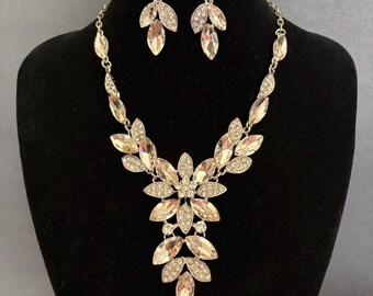 SALE - Bridal Jewelry Set, Crystal Necklace & Earrings, Birthday Gift, Anniversary Gift, Prom Necklace, Statement Necklace, Flower Jewellery