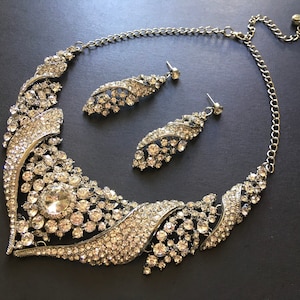 Vintage wedding, crystal bridal jewellery, bridal necklace set, bridal necklace and earrings set, silver necklace set, diamond wedding jewe