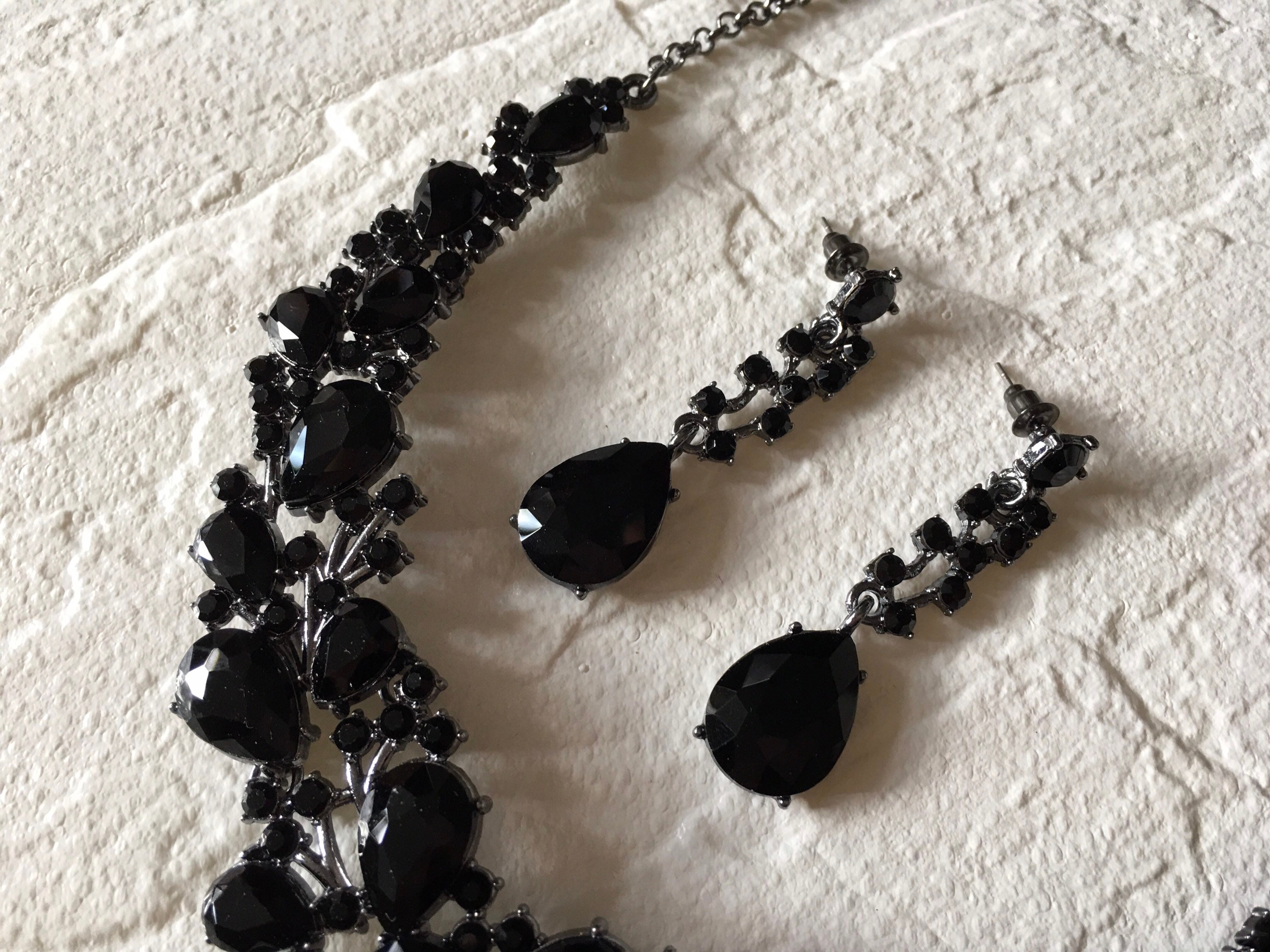 Black Necklace Set, Bridal V Shape Earrings, Prom Jewelry Victorian  Teardrop Crystal Earrings Set - Yahoo Shopping