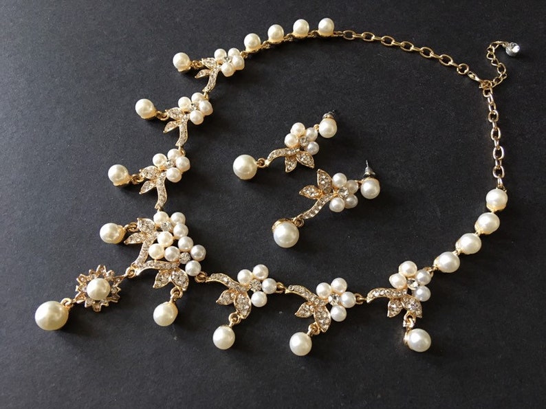 wedding necklace statement necklace rhinestones crystals necklace bridal necklace Romantic gold necklace pearls necklace wedding set