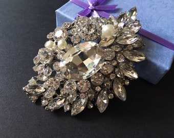 SALE - Wedding brooch, mother of groom gift, crystal bridal brooch, dress brooch pin, statement jewelry, bridal brooch, crystal wedding
