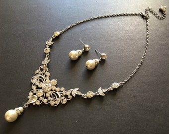 SALE - Art Deco necklace, crystal wedding set, bridal necklace set, bridesmaid necklace, crystal pearl necklace, statement necklace
