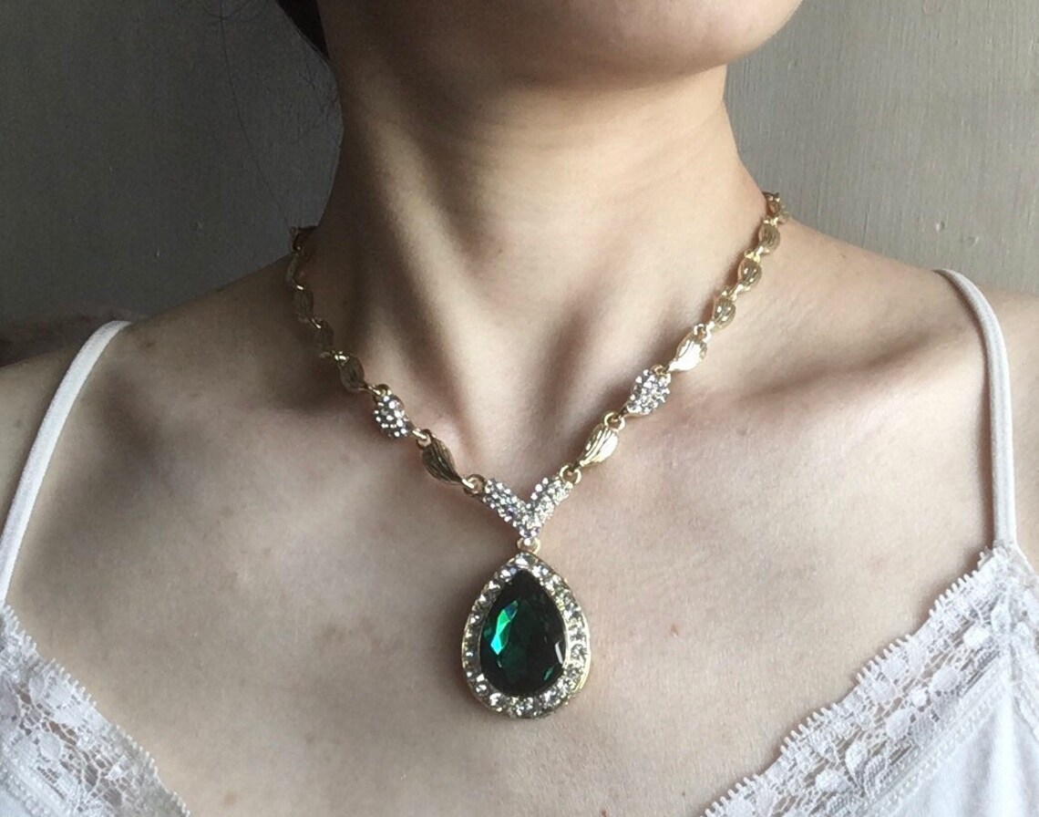 Green Emerald Necklace Rhinestone Necklace Crystal Necklace Etsy