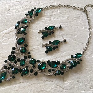 SALE - Emerald necklace set, crystal bridal necklace, jewelry birthstone, thanksgiving gift, birthday gift for her, wedding jewelry set image 2