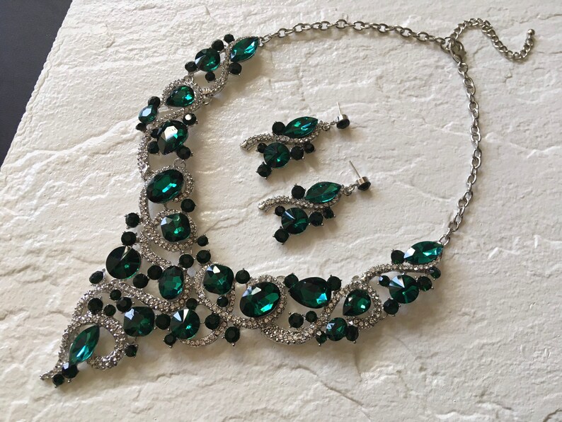 SALE - Emerald necklace set, crystal bridal necklace, jewelry birthstone, thanksgiving gift, birthday gift for her, wedding jewelry set image 2
