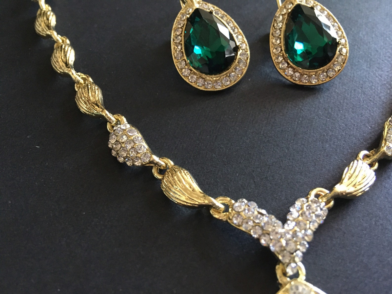 Green Emerald Necklace Rhinestone Necklace Crystal Necklace Etsy