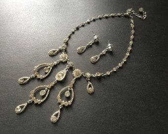 Chandelier necklace, wedding set, crystal bridal necklace set, silver necklace, prom necklace, statement necklace, bridal jewelry, dangle