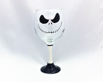 Hand Painted 3D Halloween Wine Glass, Fall Wine Glass Gift For Halloween, Halloween Decor, Halloween Wedding Favors, Halloween Silhouettes Hand Painted 3D Halloween Wine Glass, Fall Wine Glass Gift For Halloween, Halloween Decor, Halloween Wedding Favors, Halloween Silhouettes