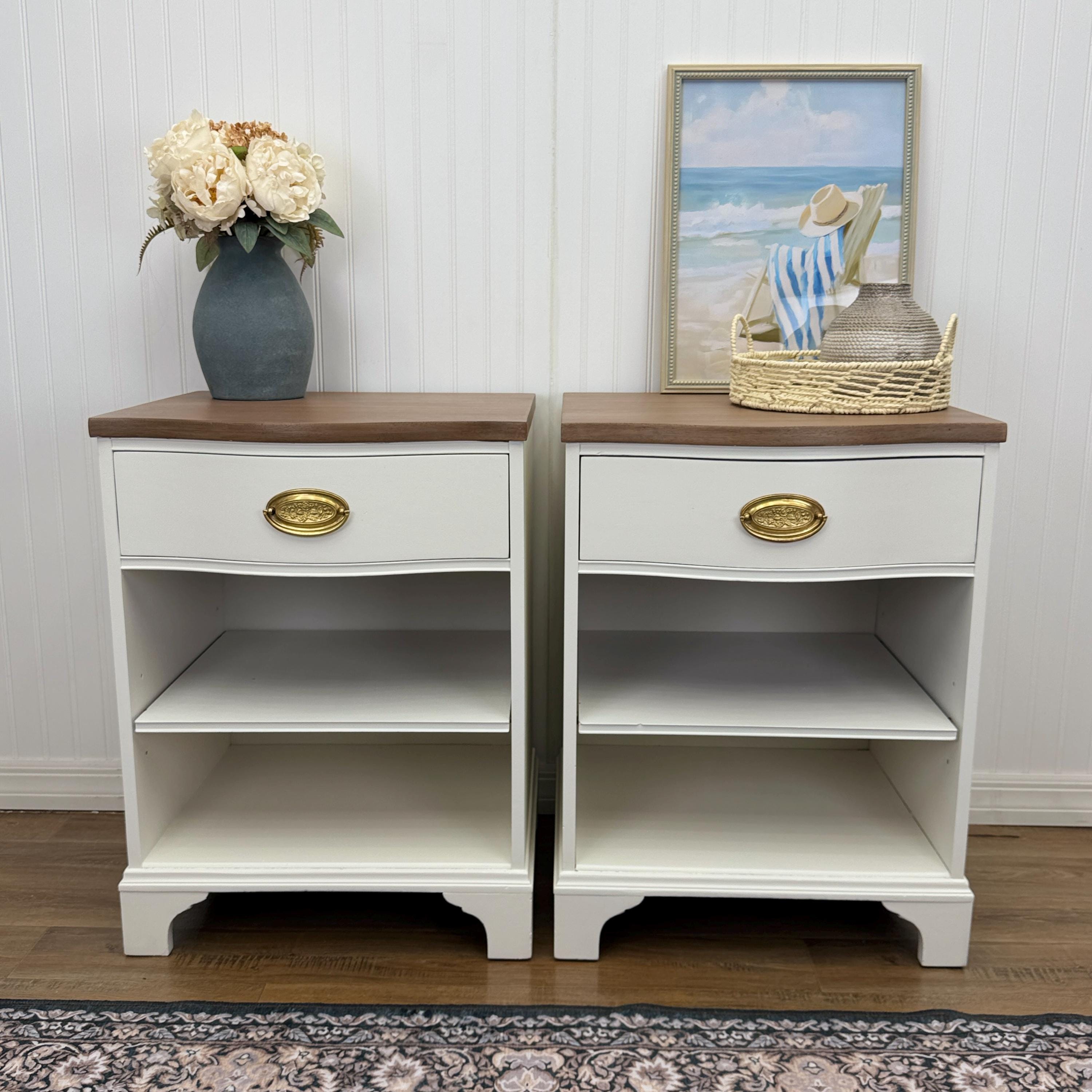Vintage Henredon Nightstand - Etsy