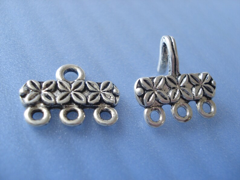 Pack of 10 Antique Silver Bird Charm Swallow 18mm x 14mm