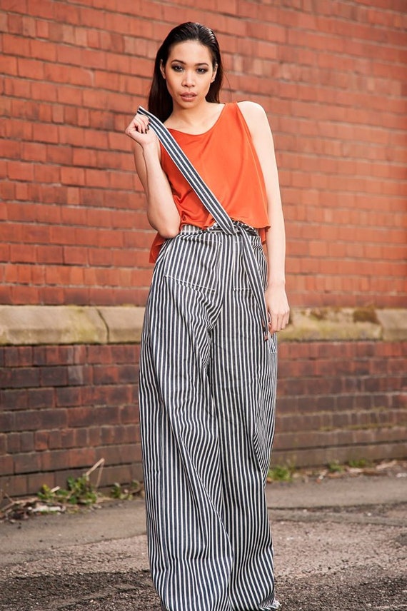 striped pants blue and white