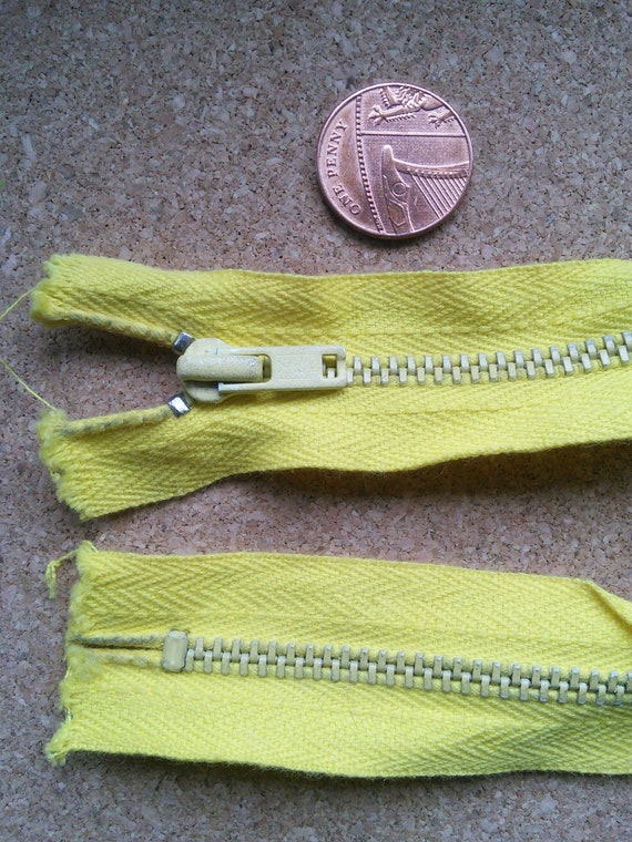 Yellow Metal Zip 20.5 Inch 52cm Closed End | Etsy Yellow Metal Zip 20.5 Inch 52cm Closed End | Etsy