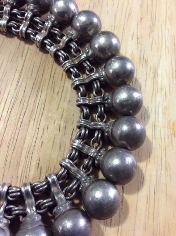 Anklet With Round and Triangle Accents - image 4