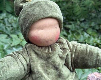 Moss Weighted Baby - light brown