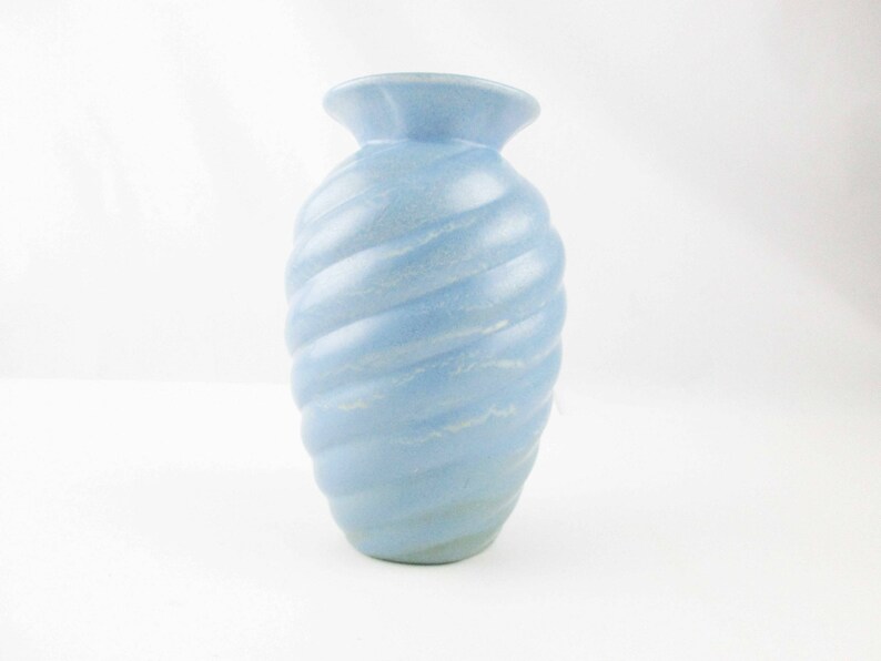 Vintage Red Wing Pottery Vase Medium Blue Swirl Marked 952 Etsy