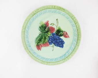 German 'Majolica' Plate - Grapes and Two-tone Grape Leaf - 'Black Forest Art Pottery' Two Colors of Green - Nicely Detailed Majolica Plate