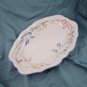 14&quot; Platter with Scalloped Rim - Accessory Piece - Villeroy & Boch, Luxembourg - Dinnerware Replacements - &#39;Riviera&#39; Pattern - Porcelain