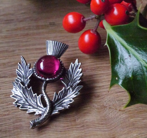 Thistle brooch deals