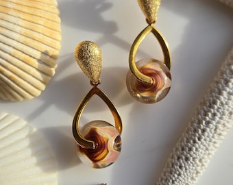 Goldene Lampwork Ohrringe.  Geschenk für sie.