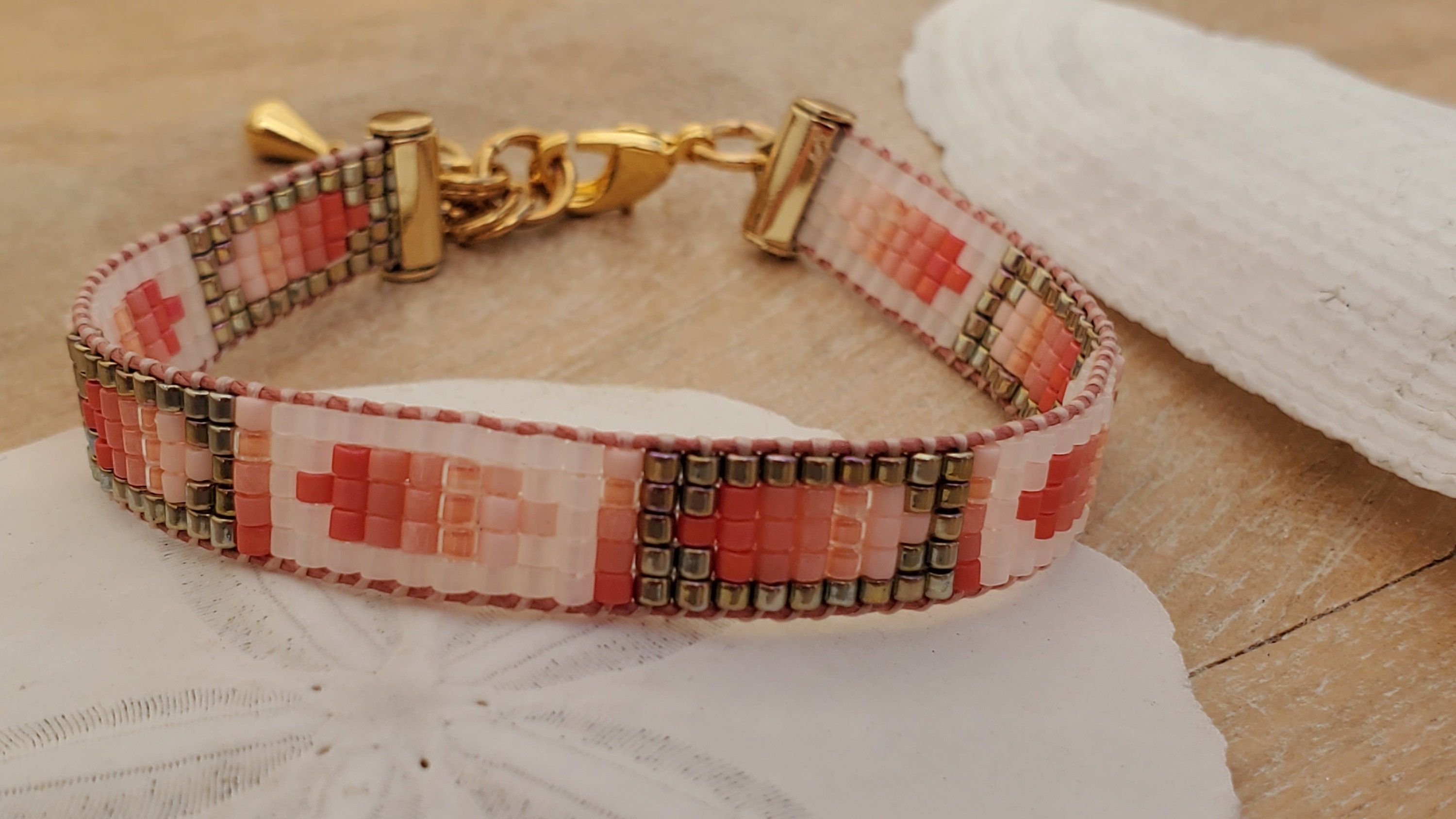 Bead Loomed Bracelet. Glass Bead Bracelet. Coral, Peach Fuzz and White ...