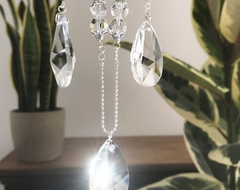 Elegant Crystal Pendant Suncatcher – Glass Hanging Decor for Windows & Home
